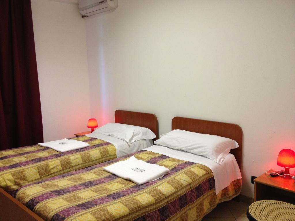 Hotel Мантуя Номер фото
